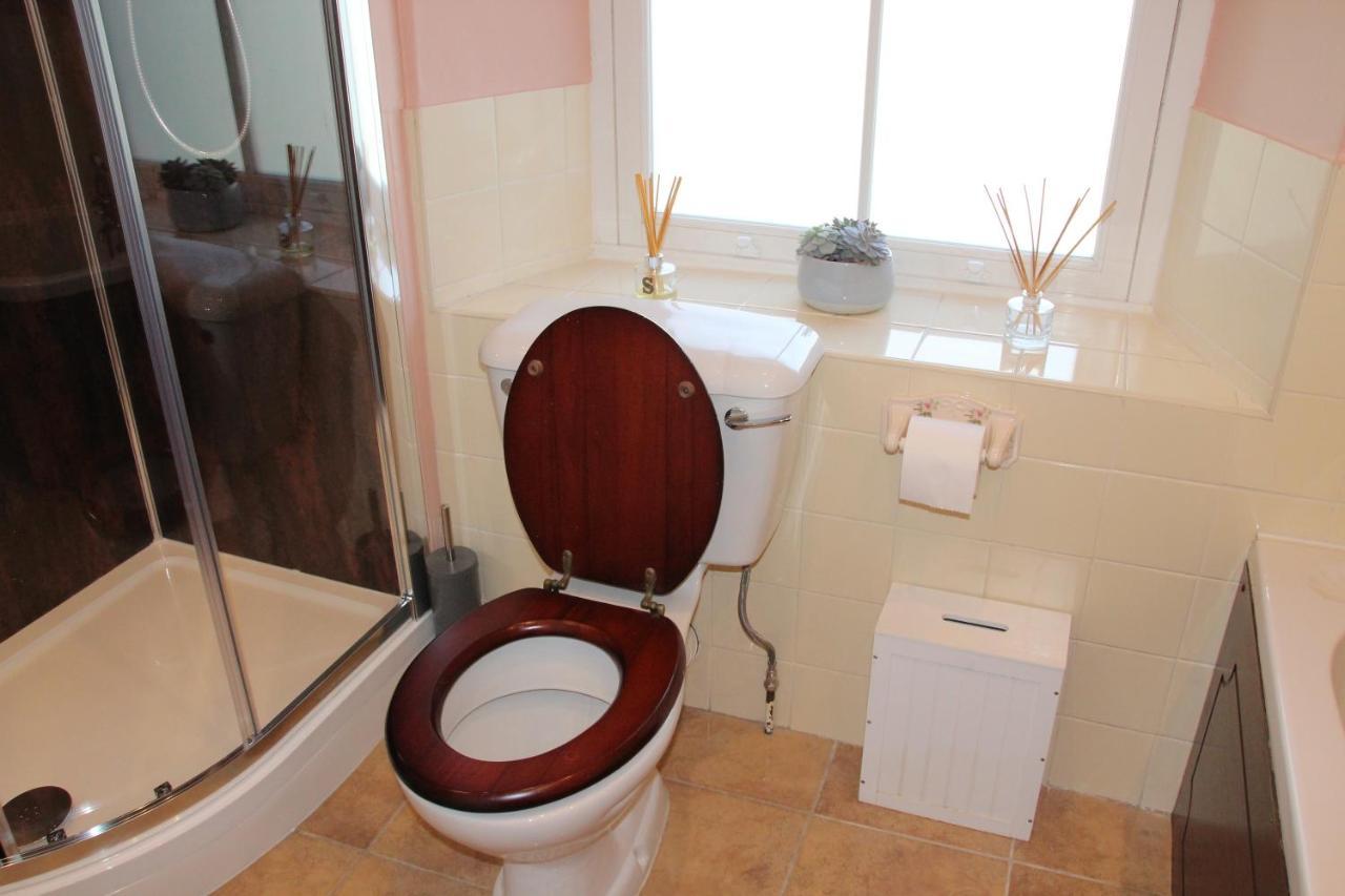 District 4 Bedroom House, Ings, Cumbria. Holiday home