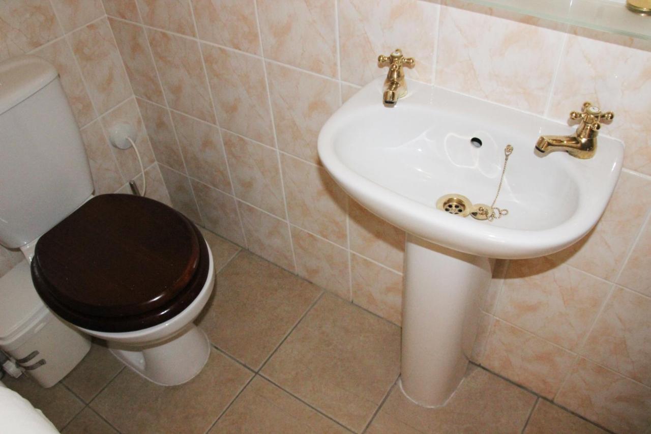 District 4 Bedroom House, Ings, Cumbria. Kendal